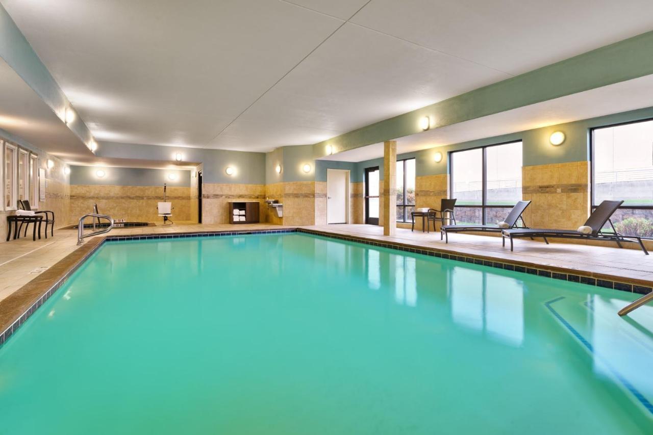 Holiday Inn Express And Suites Helena By Ihg Exteriör bild