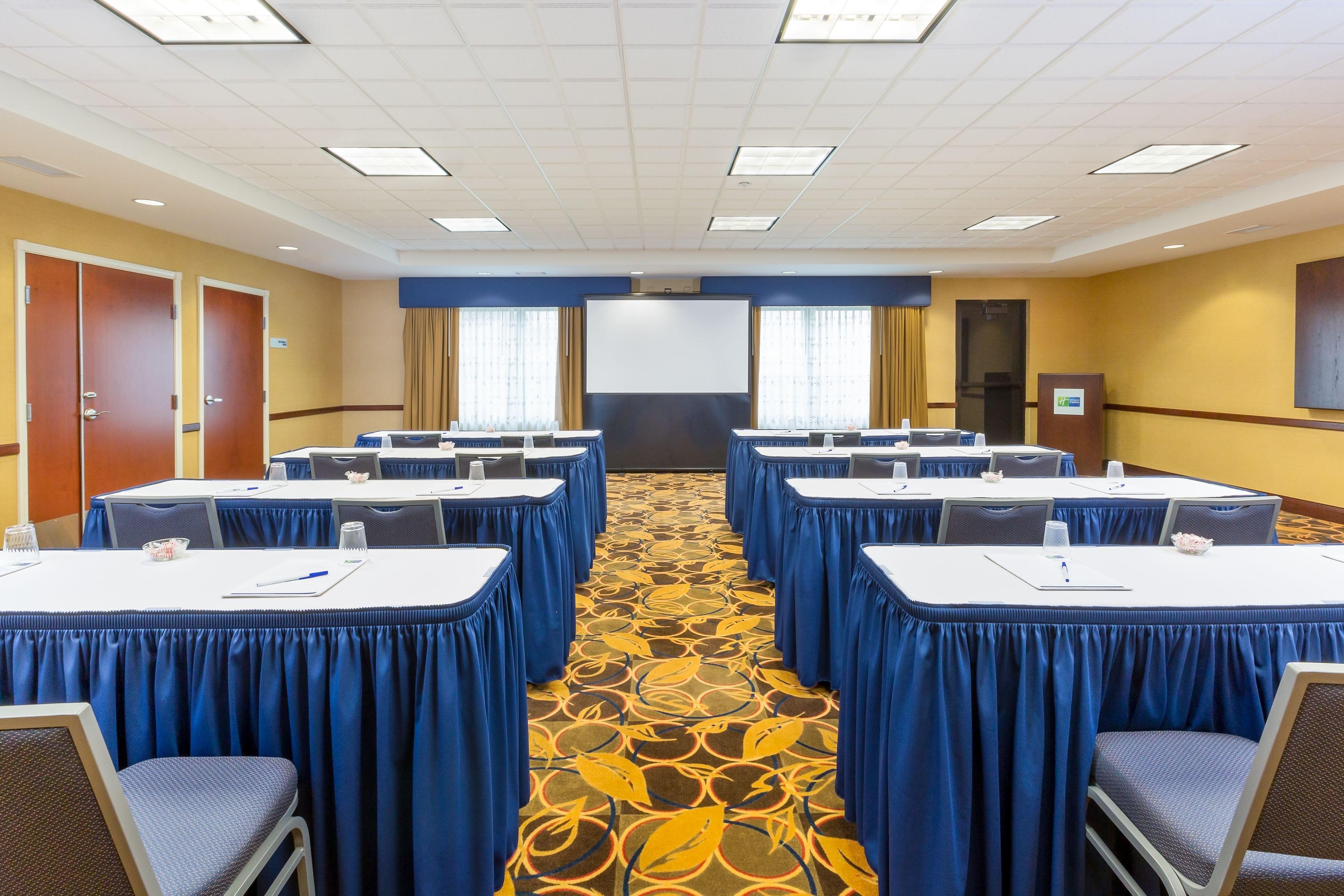 Holiday Inn Express And Suites Helena By Ihg Exteriör bild